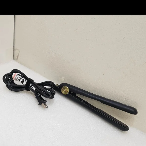 4 Hair Straightener Bundle Deal .. Chi, Amika, HSI, & Remington